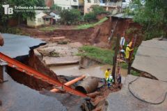 Governo de SP anuncia verba para reconstruir três pontes destruídas pelas chuvas em Botucatu