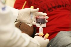 Parceria entre Unimed e Hemocentro incentiva doação de sangue em posto de coleta no centro da Cidade