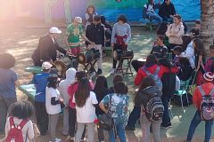 Estudantes e projeto social promoveram oficina de tambores africanos em escola pública
