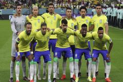 Seleção brasileira faz sua estreia na Copa do Mundo do Qatar vencendo a Sérvia por 2 a 0