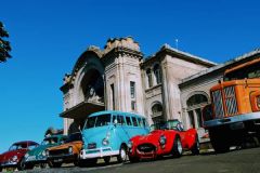 Clube Botucatuense de Automóveis Antigos comemora Jubileu de Prata com exposição de veículos