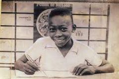 Cidade onde Pelé começou a jogar, Bauru decreta luto oficial pela morte do Rei do Futebol 