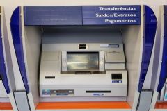Estelionatários lesam clientes de agência bancária de Botucatu prendendo cartões nos caixas eletrônicos