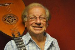 Compositor e cantor Juca Chaves morre aos 84 anos devido a complicações de problemas respiratórios 