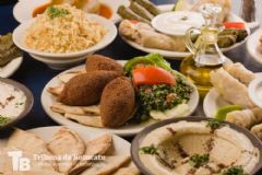 Associação Fraternal Acácia Botucatuense realiza jantar árabe beneficente comemorativo ao Dia dos Pais