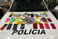 Polícia Rodoviária captura quadrilha de estrangeiros que furtou 25 celulares durante show sertanejo em Botucatu 